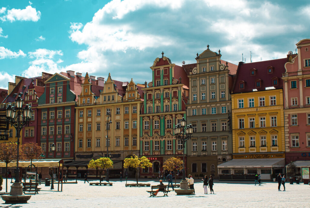 Viele bunte Gebäude in Breslau, Polen