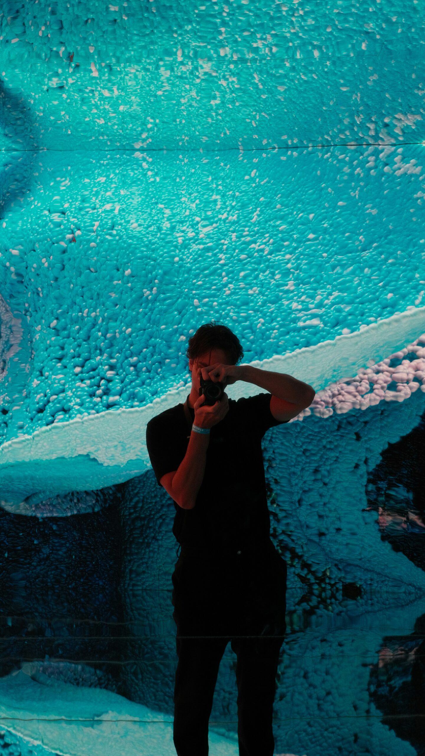 AI in Art: Risks, Potential, and Creative Tools